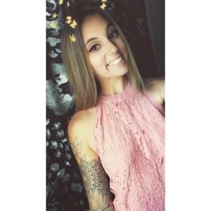 Meet your Posher, Alyssa